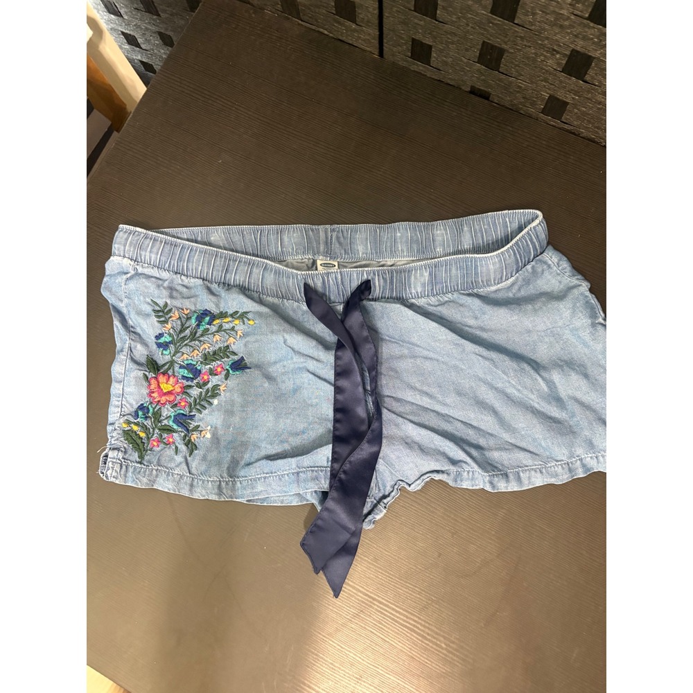 Old Navy  embroidered chambray shorts womens size M drawstring boho